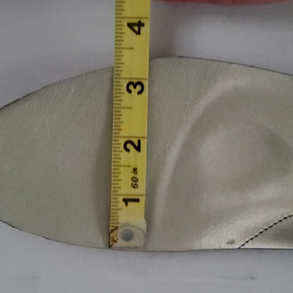 NWT Aetrex Leather Classic Low Pump 10W, Black - Picture 16 of 16